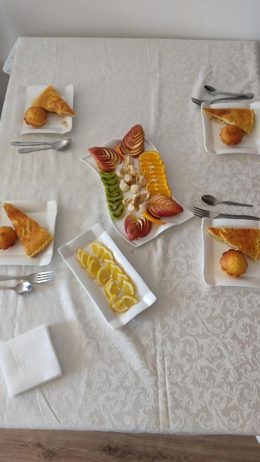 Olive Hotel Kochkor Екстериор снимка