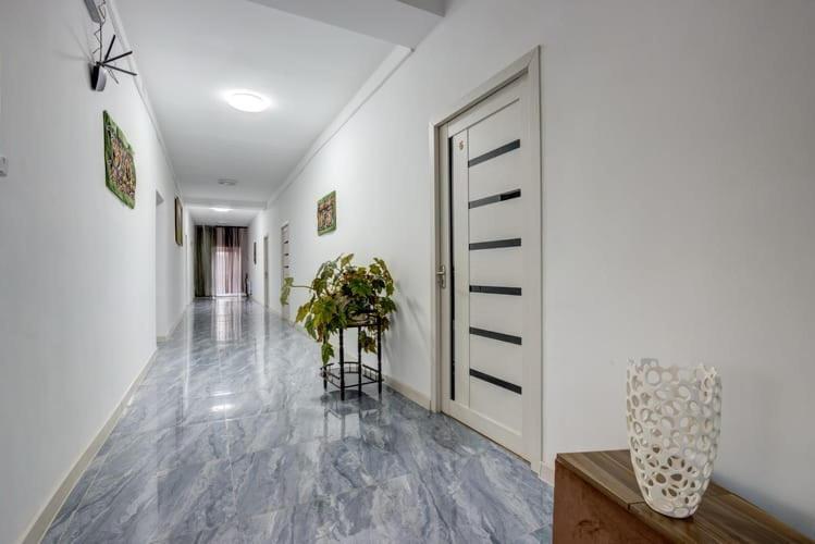 Olive Hotel Kochkor Екстериор снимка